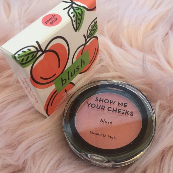 show me your cheeks blush